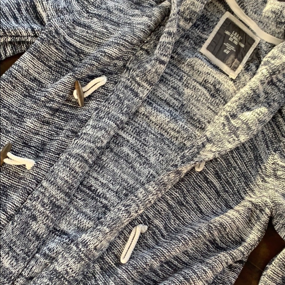 Sweater - Picture 3 of 3